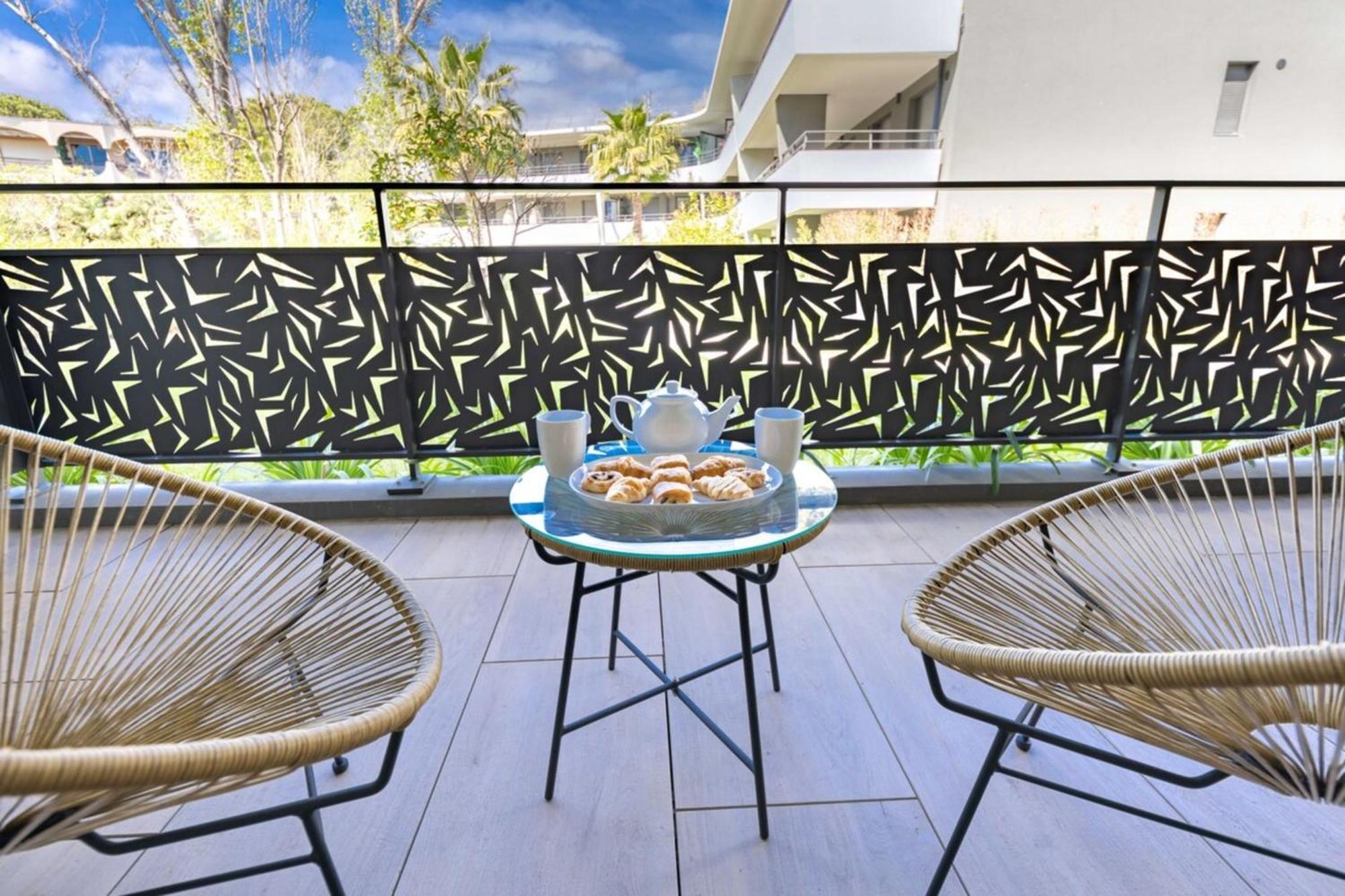 06Ah - Superb Waterfront T2 - Swimming Pool Leilighet Villeneuve-Loubet Eksteriør bilde