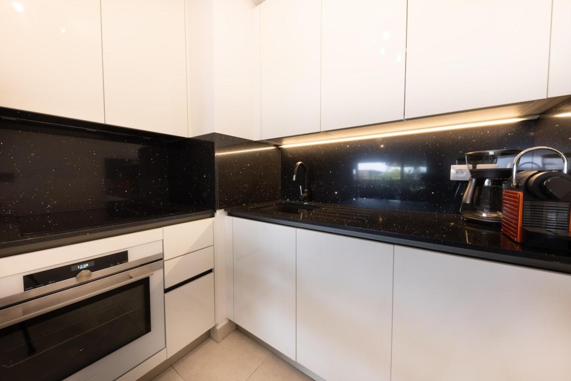 06Ah - Superb Waterfront T2 - Swimming Pool Leilighet Villeneuve-Loubet Eksteriør bilde