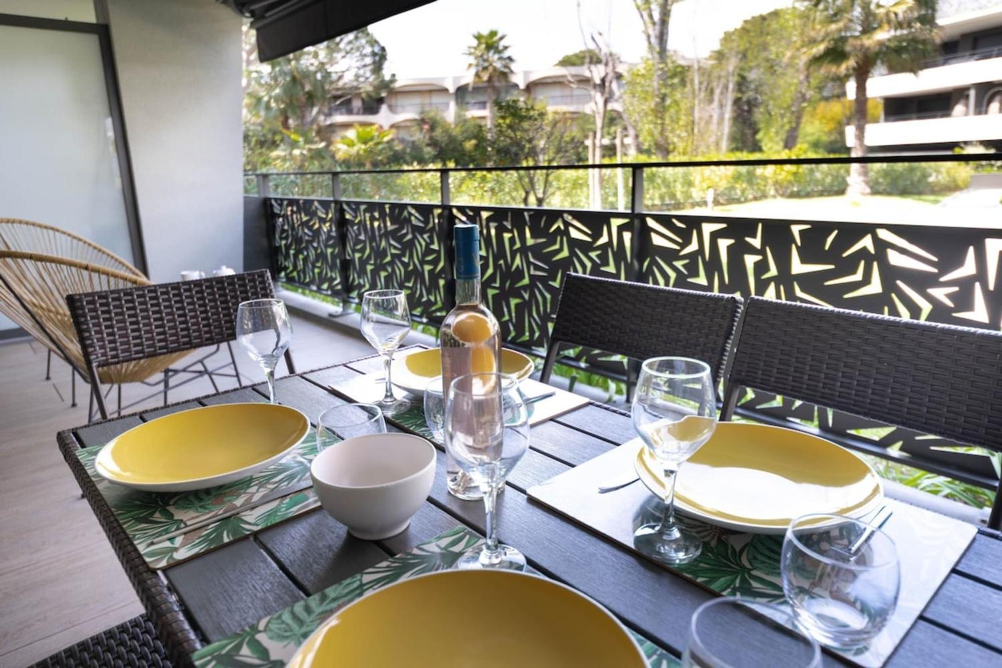 06Ah - Superb Waterfront T2 - Swimming Pool Leilighet Villeneuve-Loubet Eksteriør bilde